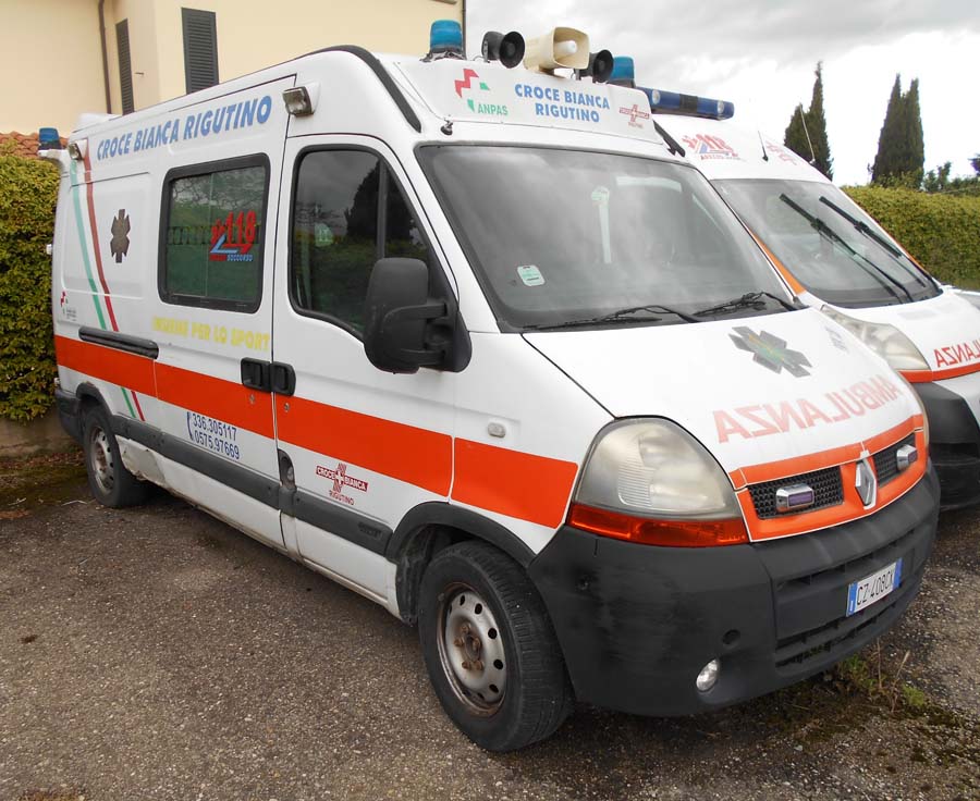 Aste   Autovetture  - Lotto 4) Furgone ambulanza Renault   GARA ONLINE 23 SETTEMBRE 2025
